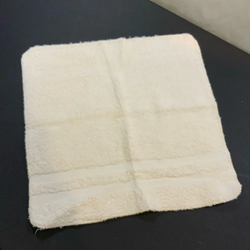 Vintage Ralph Lauren Cream Wash Cloth 12 1/2 X 12 1/2 NOS